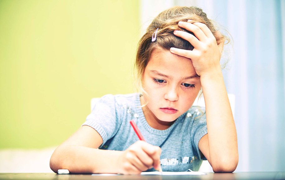 50 نکته برای تربیت هوشمندانه‌ی کودک مبتلا به ADHD (اختلال نقص توجه و بیش‌فعالی)