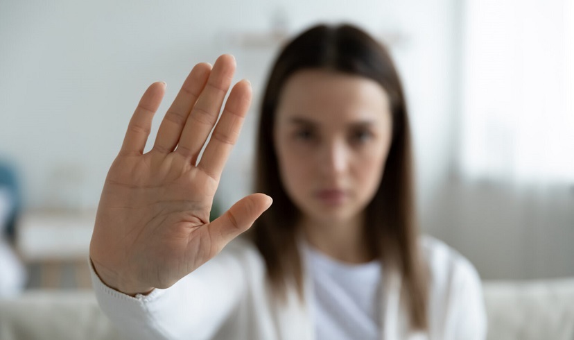 درخواست یا دستور؟