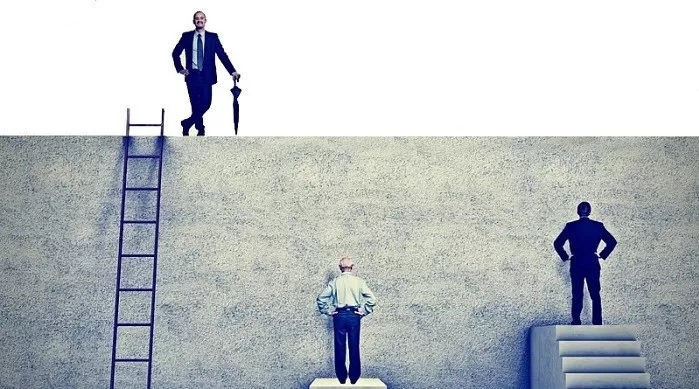 نبردهای کوچک را واگذار کن!