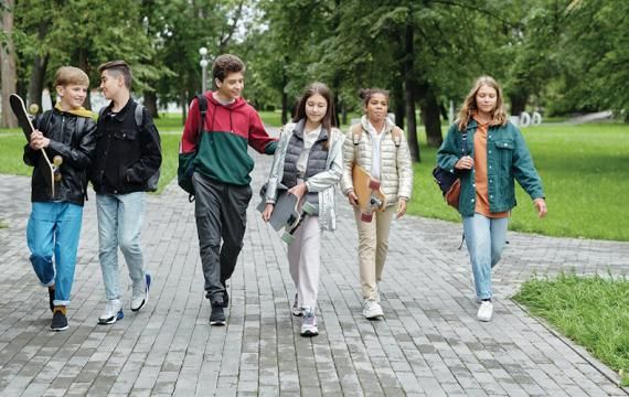 تجربه تعدادی از نوجوانان و والدین در مورد دوران بلوغ