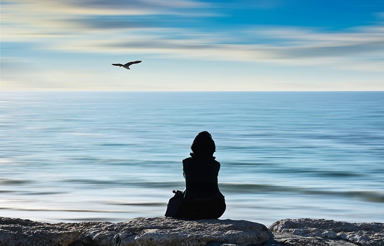 تنهایی یک انتخاب نیست!